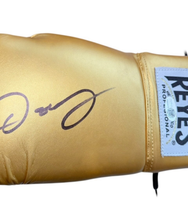 Oscar De La Hoya Autographed Gold Cleto Reyes Boxing Glove JSA Authenticated