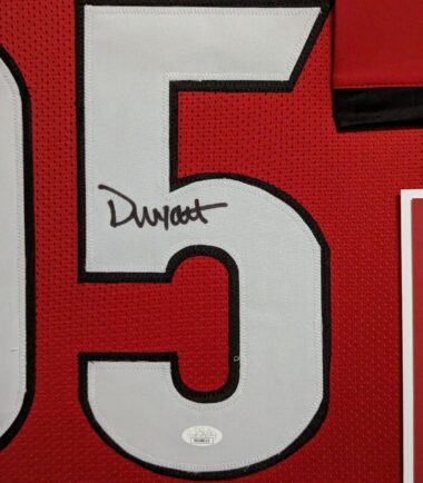 FRAMED-GEORGIA-BULLDOGS-DEVONTE-WYATT-AUTOGRAPHED-SIGNED-JERSEY-JSA-COA-155863427191-3