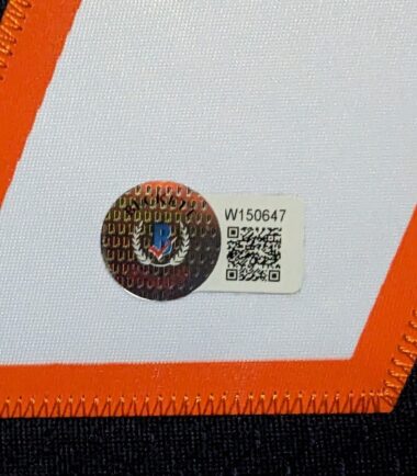 FRAMED-IN-SUEDE-DENVER-BRONCOS-JOHN-ELWAY-AUTOGRAPHED-SIGNED-JERSEY-BECKETT-HOLO-166452091011-4