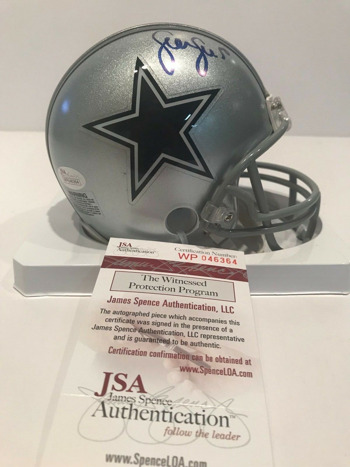 signed sean lee jersey