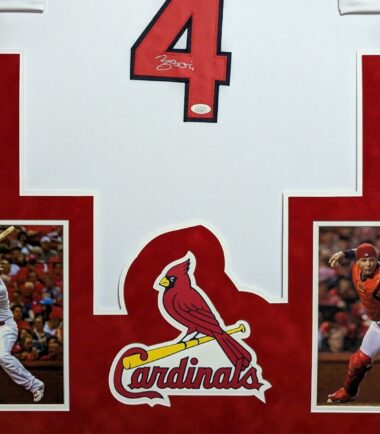 FRAMED-ST-LOUIS-CARDINALS-YADIER-MOLINA-AUTOGRAPHED-SIGNED-JERSEY-JSA-COA-166483027213-2