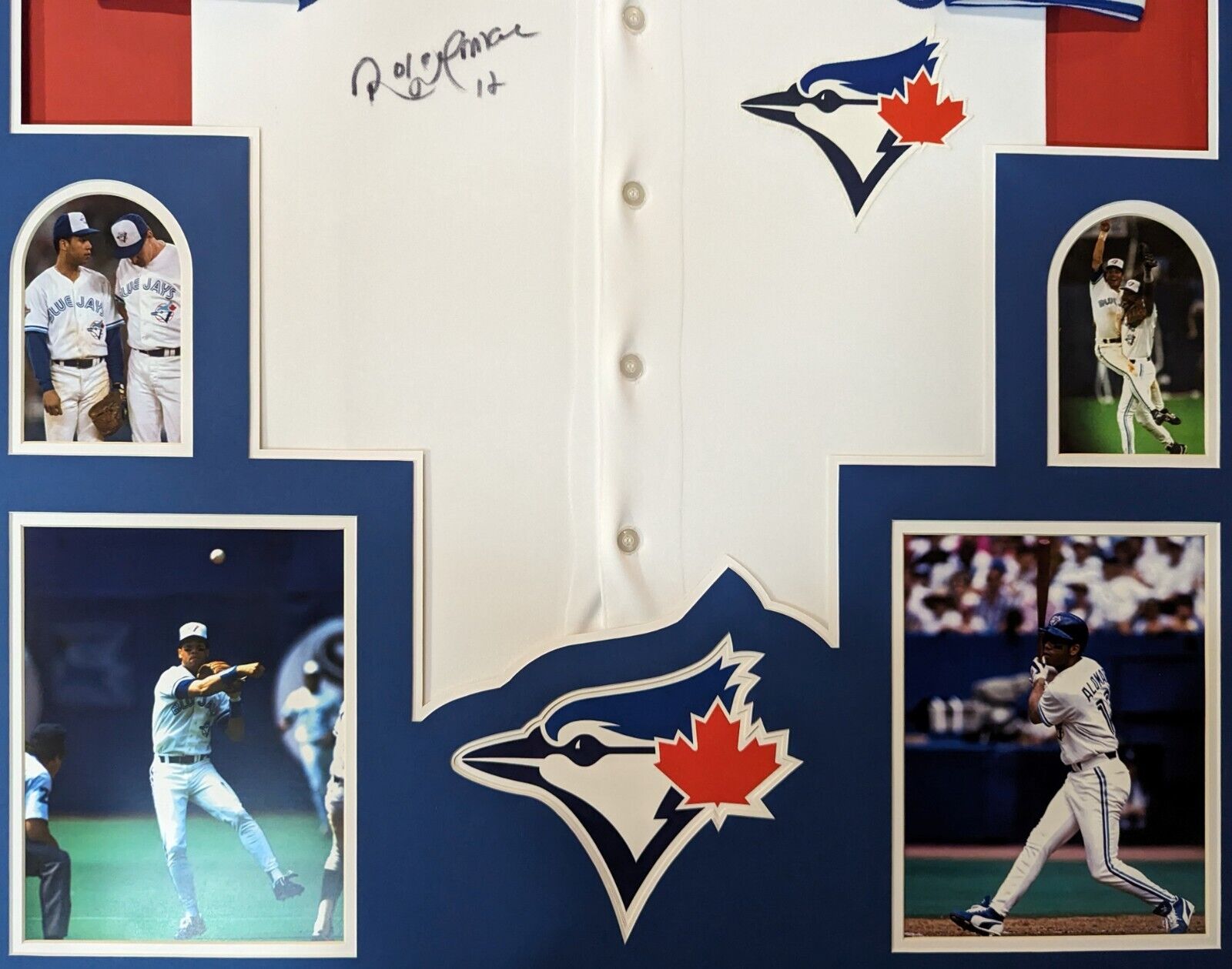FRAMED TORONTO BLUE JAYS ROBERTO ALOMAR AUTOGRAPHED SIGNED JERSEY JSA