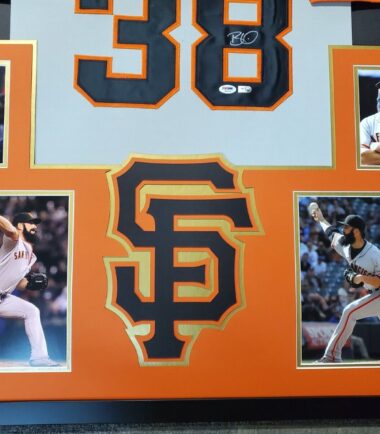 FRAMED-SAN-FRANCISCO-GIANTS-BRIAN-WILSON-AUTOGRAPHED-SIGNED-JERSEY-PSNDNA-COA-155344181744-2