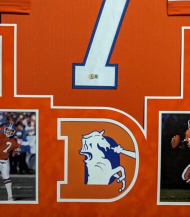 FRAMED-IN-SUEDE-DENVER-BRONCOS-JOHN-ELWAY-AUTOGRAPHED-SIGNED-JERSEY-BECKETT-HOLO-166543382216-2