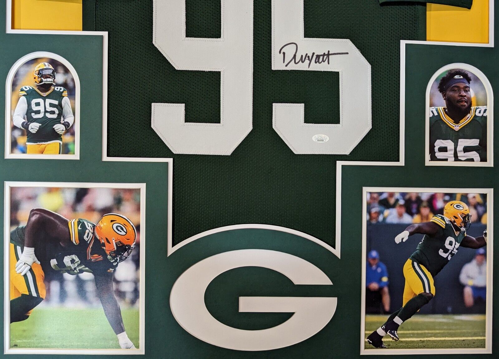 FRAMED GREEN BAY PACKERS DEVONTE WYATT AUTOGRAPHED SIGNED JERSEY JSA