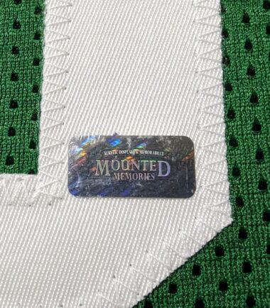 FRAMED-BOSTON-CELTICS-ROBERT-PARISH-AUTOGRAPHED-JERSEY-MOUNTED-MEMORIES-HOLO-155491482529-4